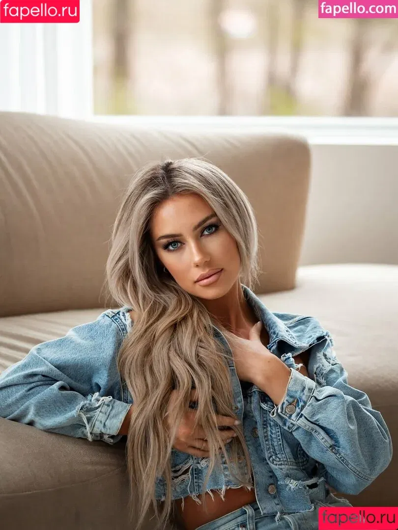 juliannee.free / juliannehopee Onlyfans Photo Gallery 