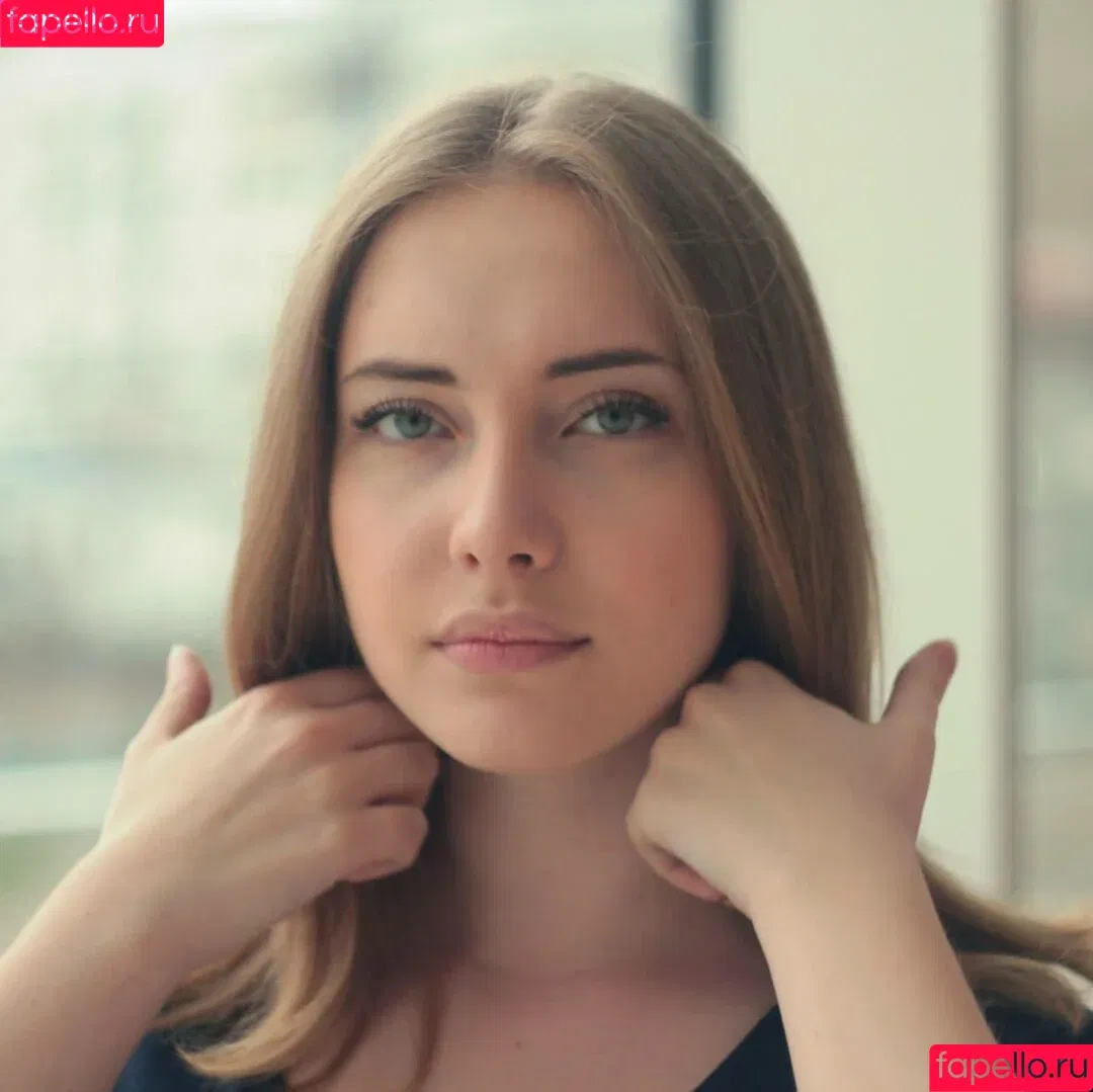 Alissa Strekozova / alissaofficial_ Onlyfans Photo Gallery 