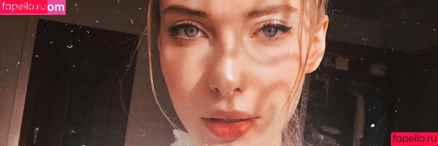 Alissa Strekozova / alissaofficial_ Onlyfans Photo Gallery 