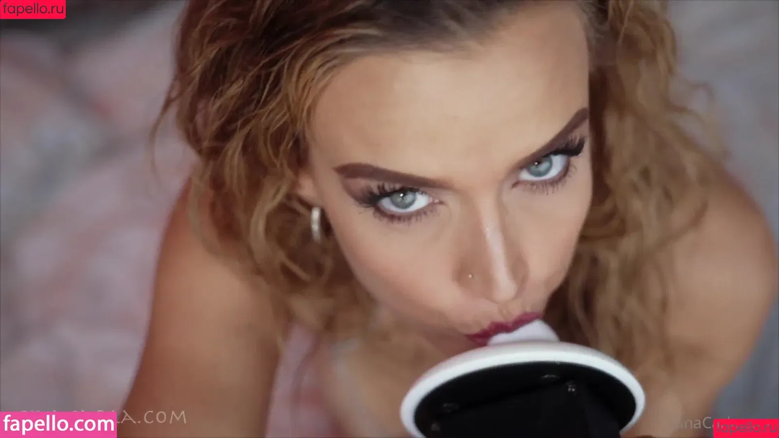 Gina Carla / GinaCarla / GinaCarlaSwiss / ginacarlatv Onlyfans Photo Gallery 