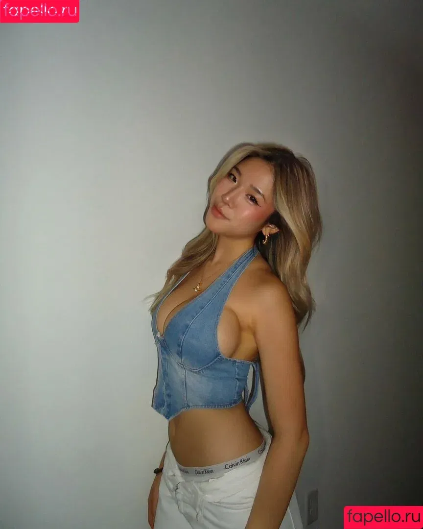 chronicfakeblonde / sarachaee / sarahsaracha Onlyfans Photo Gallery 