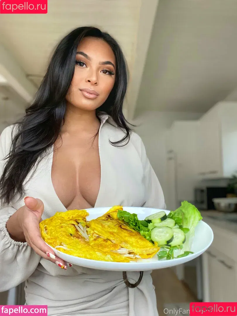 itslindavo / lindavo Onlyfans Photo Gallery 