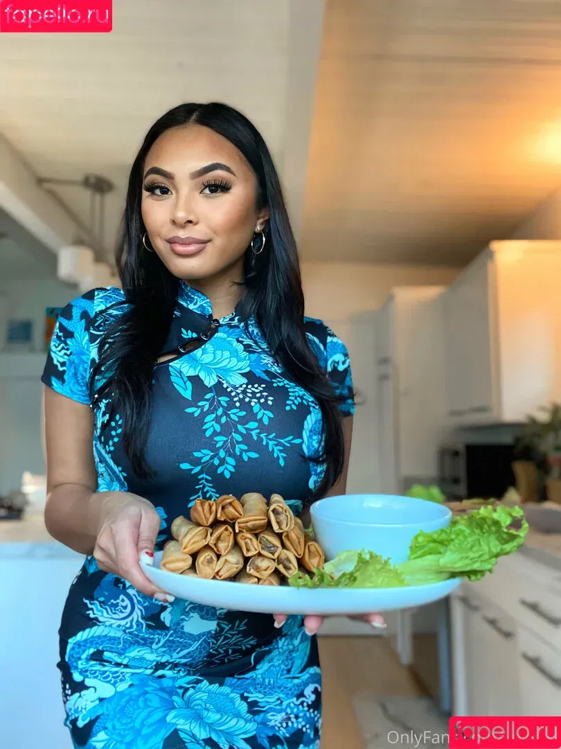 itslindavo / lindavo Onlyfans Photo Gallery 