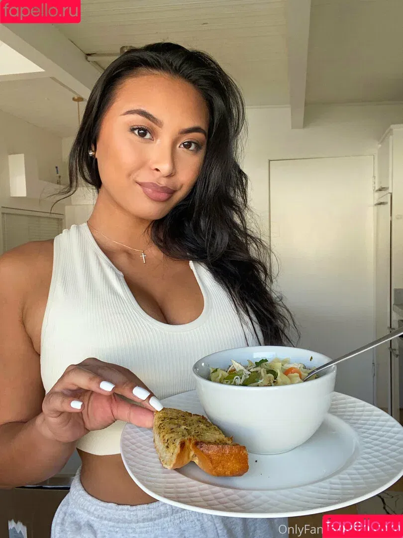 itslindavo / lindavo Onlyfans Photo Gallery 