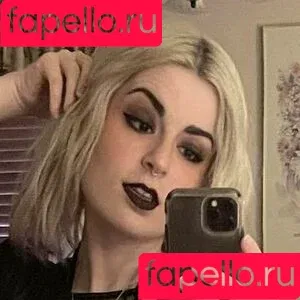 Nic Lynn / tithegirl Onlyfans Photo Gallery 