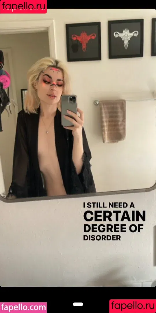 Nic Lynn / tithegirl Onlyfans Photo Gallery 