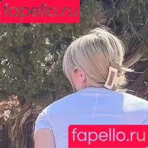 MormonBarbie / samantha_jo_rah Onlyfans Photo Gallery 