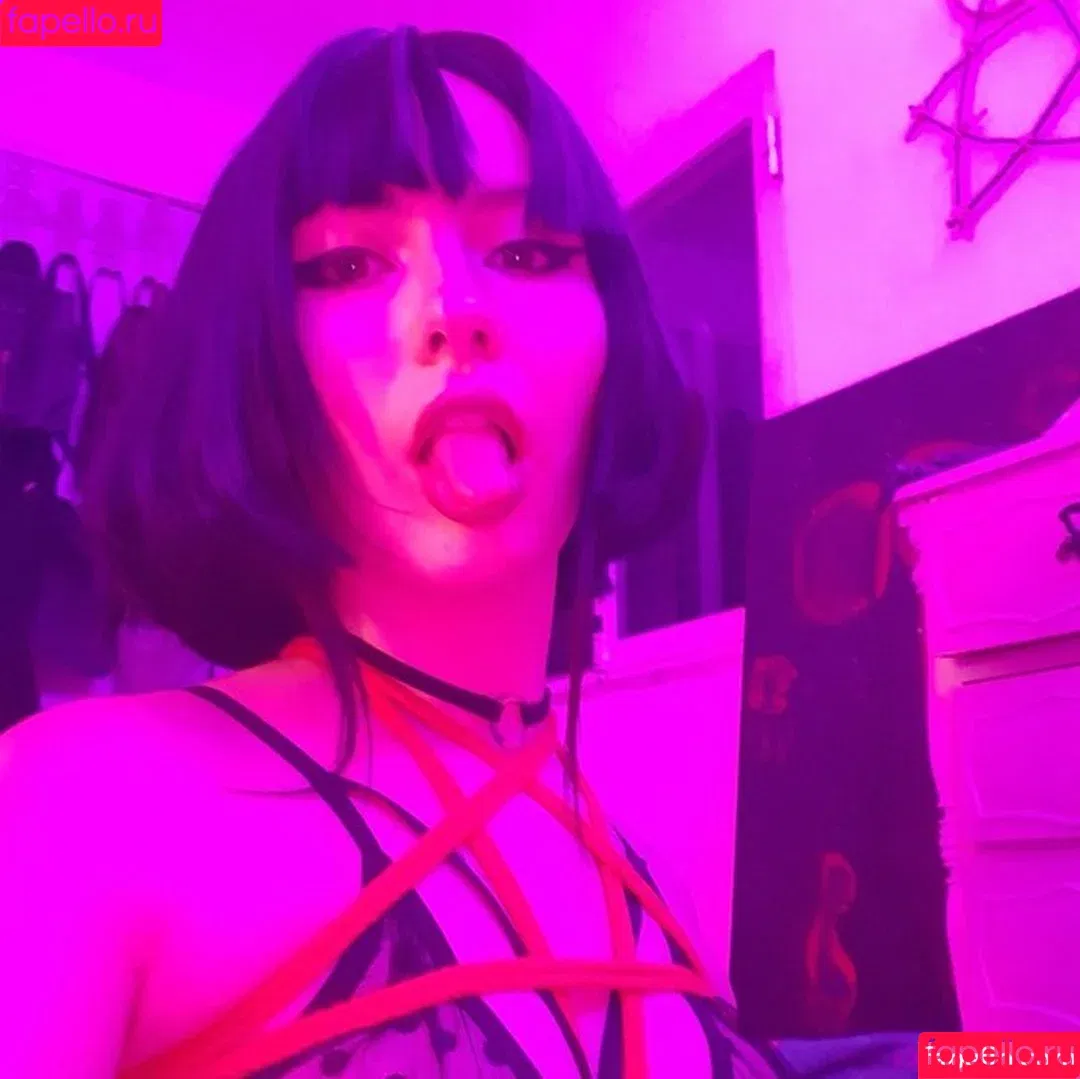 Chilli.chibi / chibsx / lilchibibiz Onlyfans Photo Gallery 