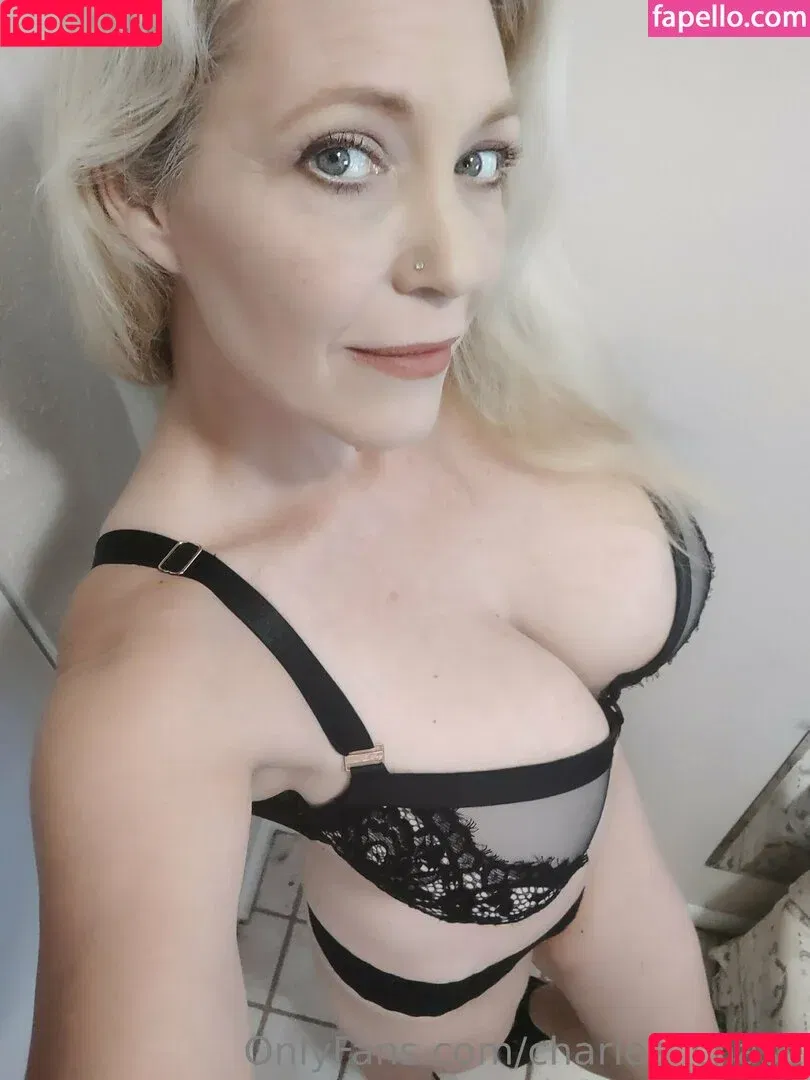 Charlee Chase / charlee_chase Onlyfans Photo Gallery 