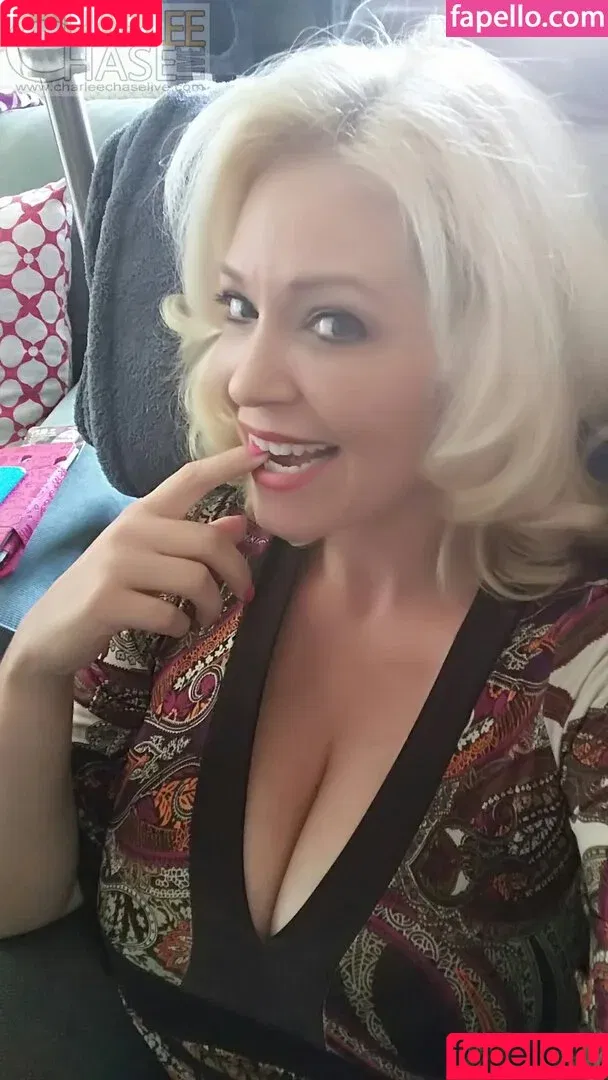 Charlee Chase / charlee_chase Onlyfans Photo Gallery 