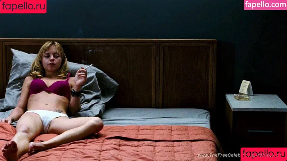 Christina Ricci / ChristinaRicci / arianaricci / riccigrams Onlyfans Photo Gallery 