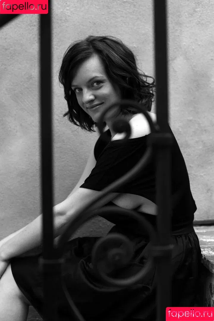 Elisabeth Moss / elisabethmossofficial Onlyfans Photo Gallery 