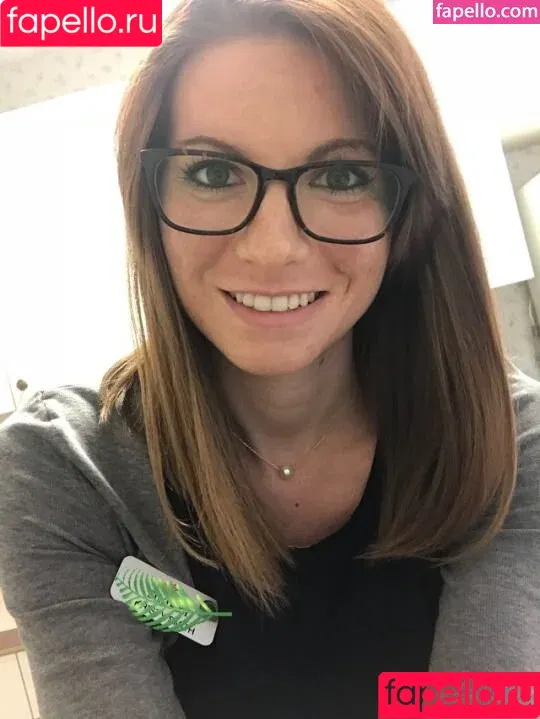 Kirsty / Korsty_ / aloegoddess / blondekristy / kirstyaustin7 / kirstylouisewells Onlyfans Photo Gallery 