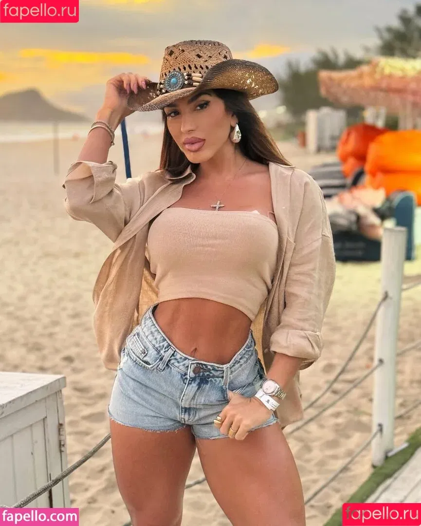 Andrea De Andrade / andreaa.oficial Onlyfans Photo Gallery 