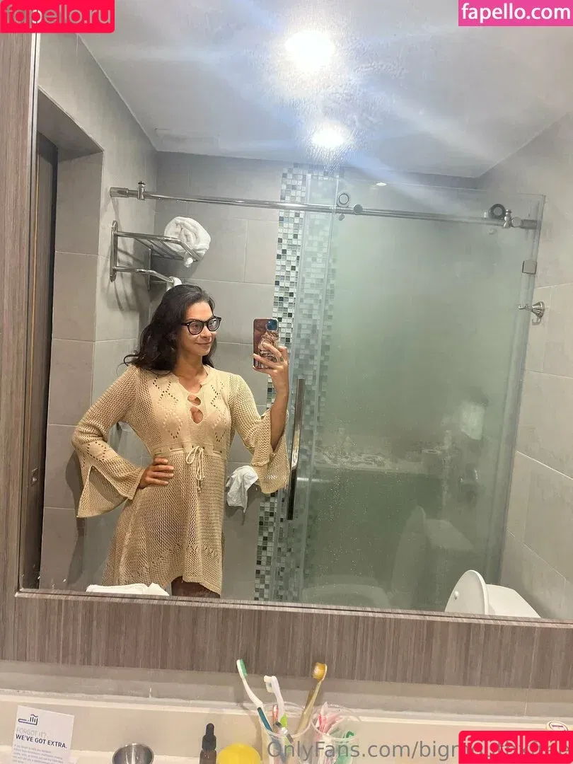 bigmouthxfree / ceciliax222 Onlyfans Photo Gallery 