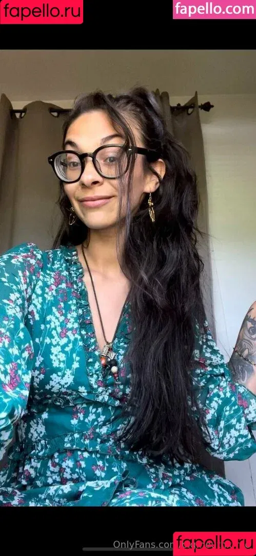 bigmouthxfree / ceciliax222 Onlyfans Photo Gallery 