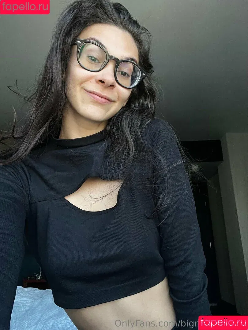 bigmouthxfree / ceciliax222 Onlyfans Photo Gallery 