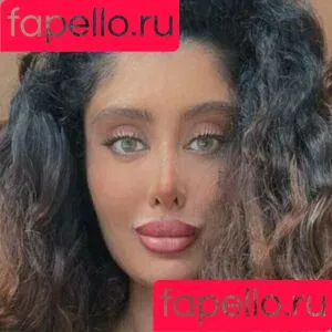 Marina Maya / denimonthesidewalk / marinaxmaya / mayamaryna Onlyfans Photo Gallery 