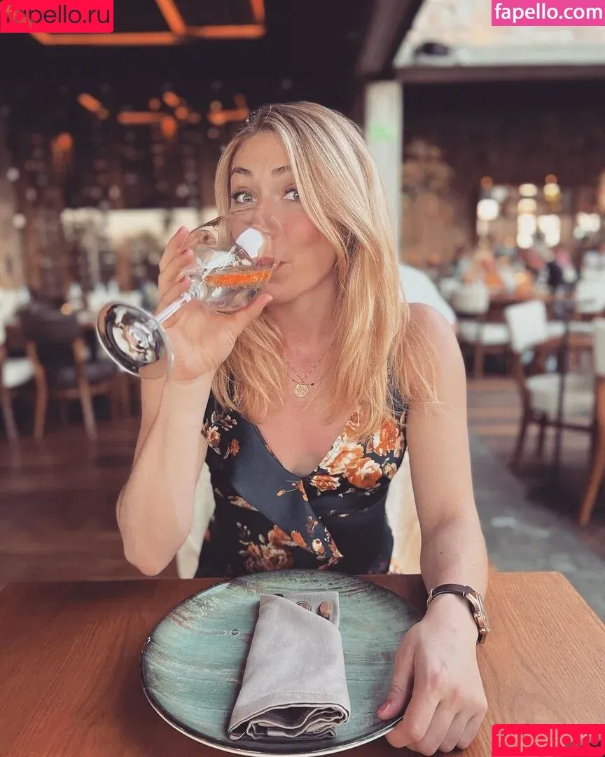 Mikaela Shiffrin / mikaelashiffrin Onlyfans Photo Gallery 