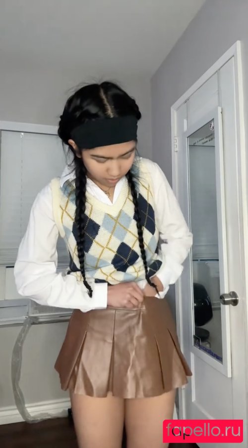 Alyanna Joelle Nude Onlyfans Photo 9