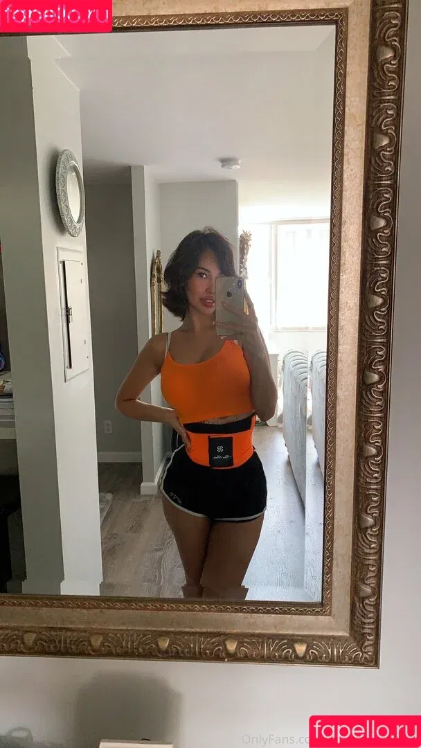 iheartlaurenlala / riskybiskeys Onlyfans Photo Gallery 