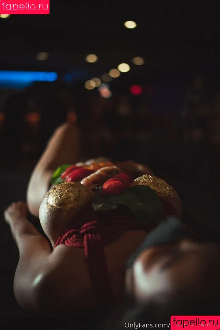 iheartlaurenlala / riskybiskeys Onlyfans Photo Gallery 