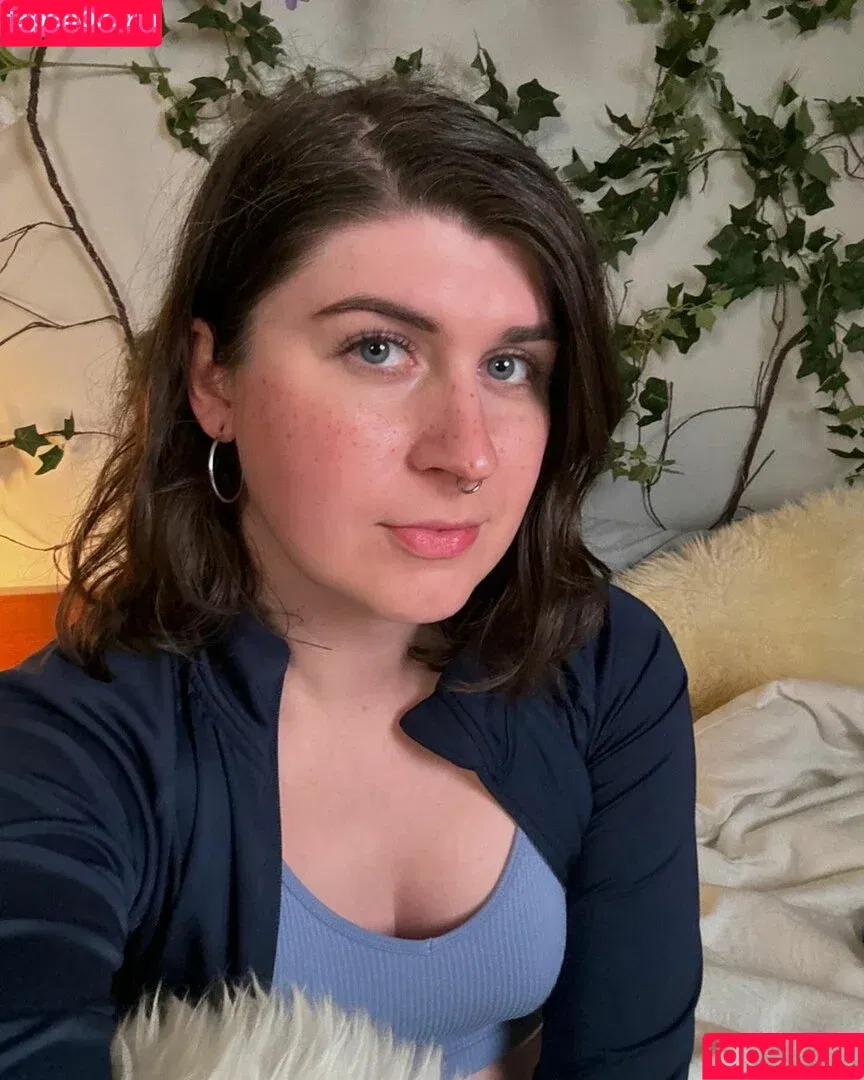 SerafinaFell Onlyfans Photo Gallery 