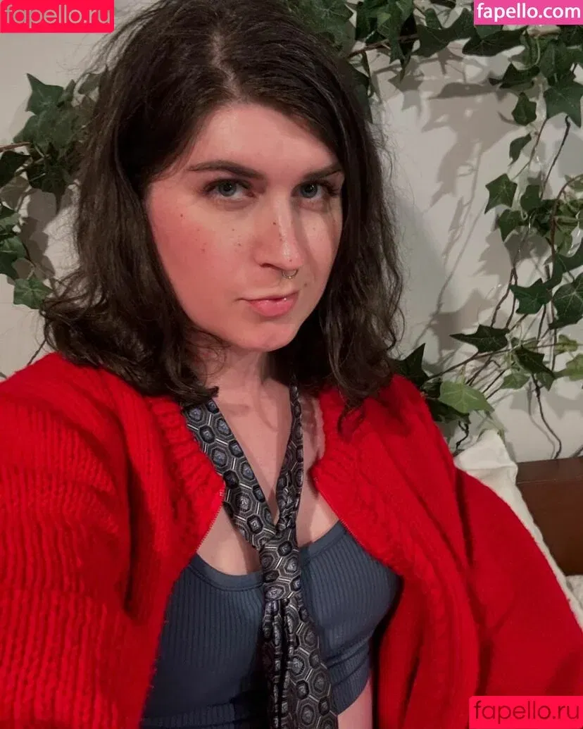 SerafinaFell Onlyfans Photo Gallery 