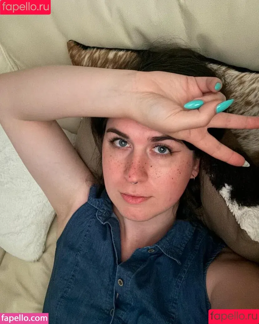 SerafinaFell Onlyfans Photo Gallery 