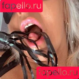 Mollyjfoxx / just_smile_withme_xx Onlyfans Photo Gallery 