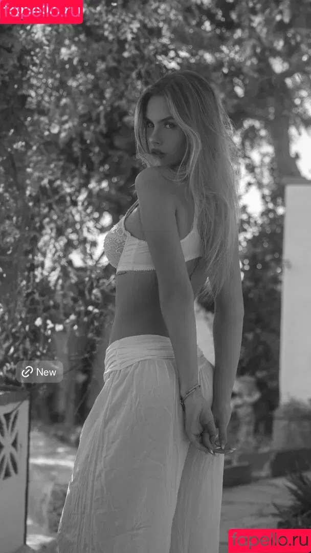 Elisa Pellegrino / eliisapellegrino Onlyfans Photo Gallery 