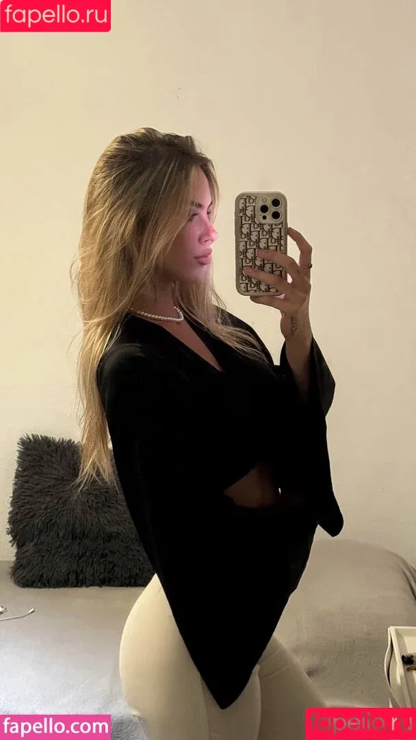 Elisa Pellegrino / eliisapellegrino Onlyfans Photo Gallery 