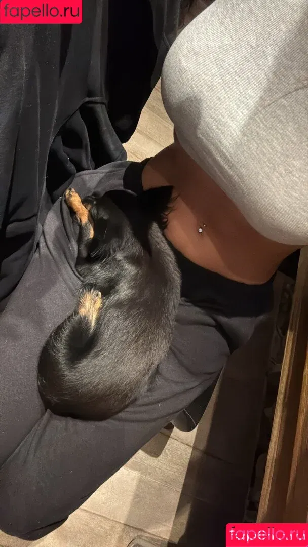 Elisa Pellegrino / eliisapellegrino Onlyfans Photo Gallery 