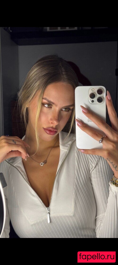 Elisa Pellegrino Nude Onlyfans Photo 62