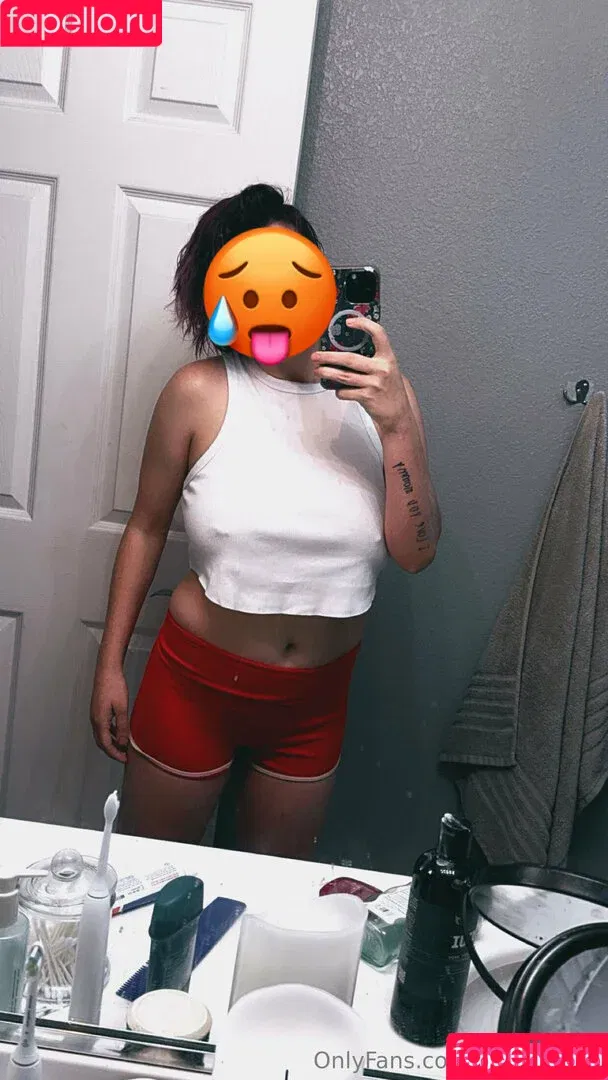 pikacheeks / pikacheekss Onlyfans Photo Gallery 