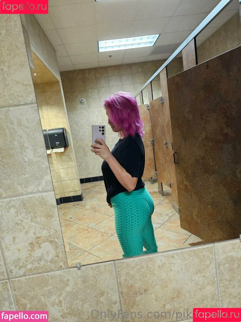 pikacheeks / pikacheekss Onlyfans Photo Gallery 