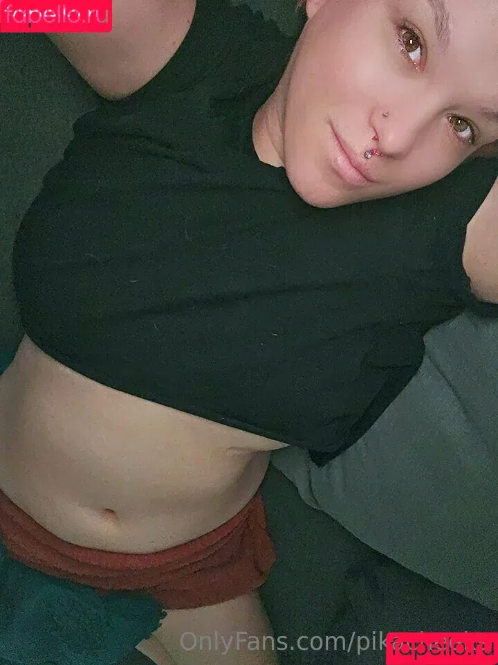 pikacheeks / pikacheekss Onlyfans Photo Gallery 