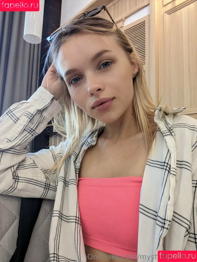 mysterious_hotkris / mysteriouskris Onlyfans Photo Gallery 