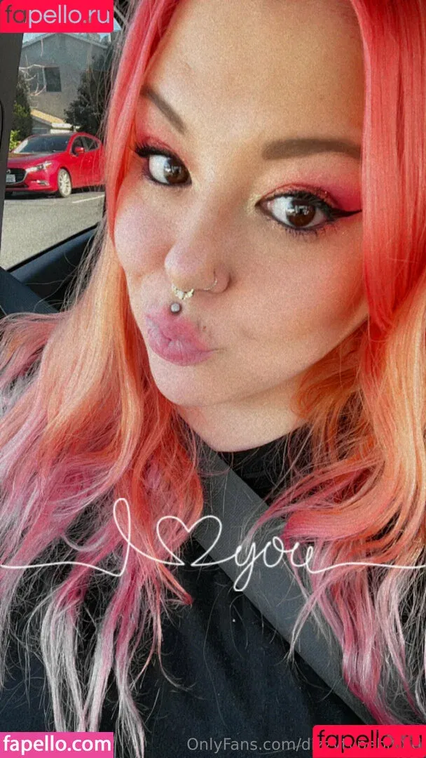 dizzytypebroad / thedizzykitten Onlyfans Photo Gallery 