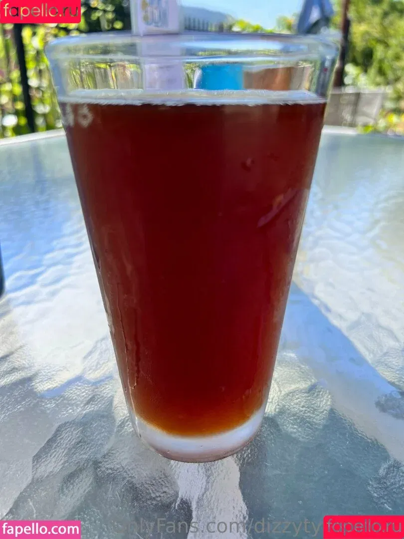 dizzytypebroad / thedizzykitten Onlyfans Photo Gallery 