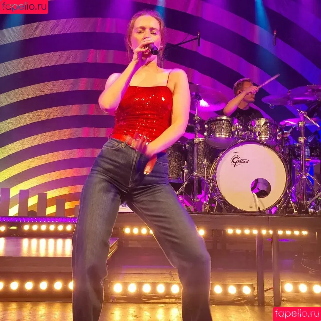 Sigrid / Sigrid Solbakk Raabe / thisissigrid Onlyfans Photo Gallery 