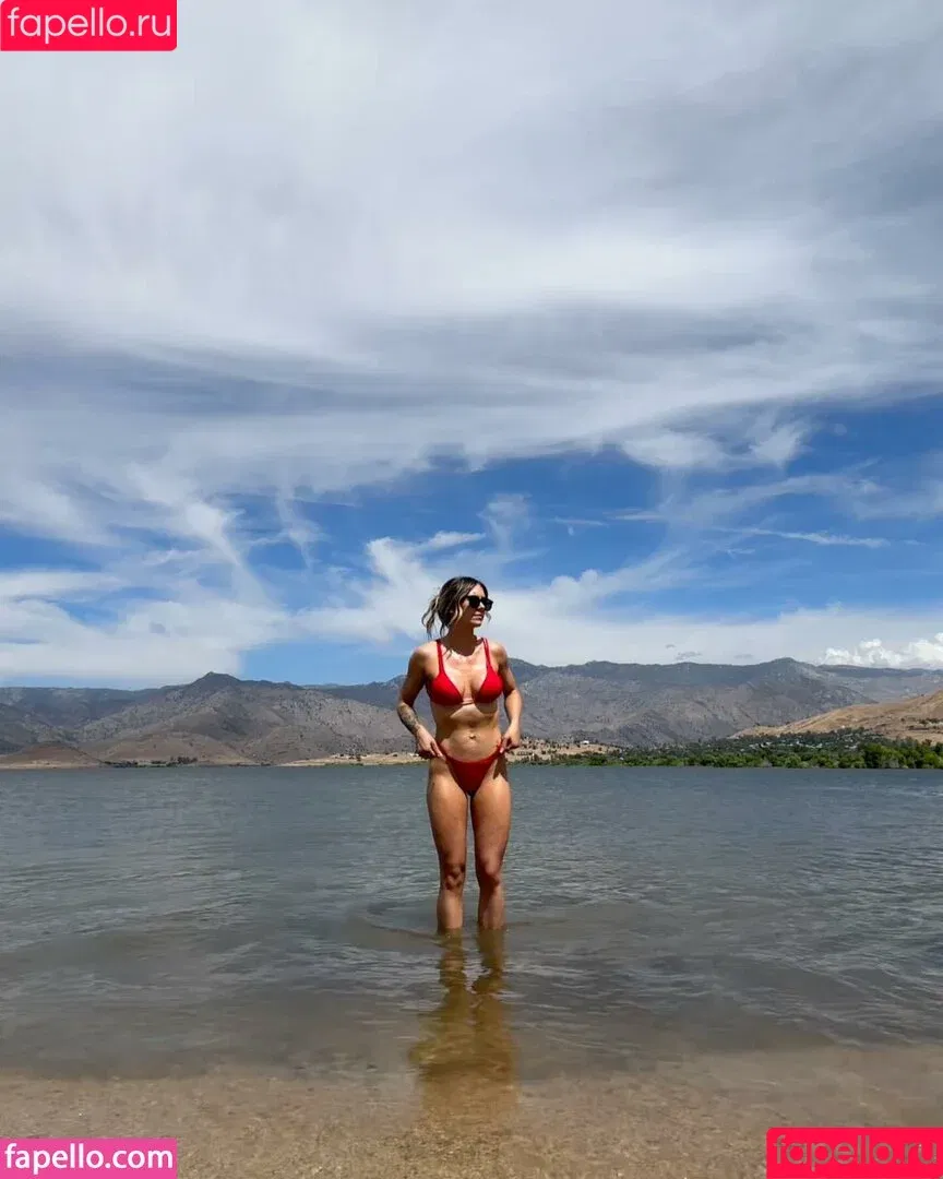 Lola Evens / https: / the_lolaevens / thelolaevens Onlyfans Photo Gallery 