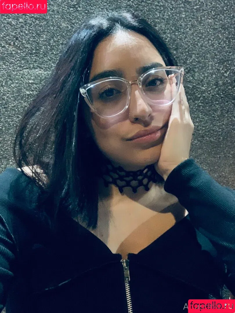 agustini87 / sri.agustini87 Onlyfans Photo Gallery 