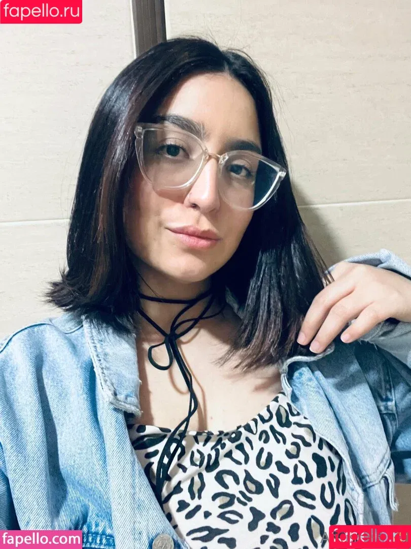 agustini87 / sri.agustini87 Onlyfans Photo Gallery 