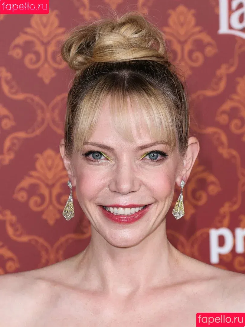 Riki Lindhome / rikilindhome Onlyfans Photo Gallery 