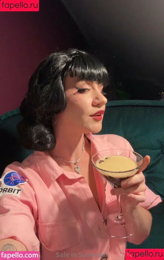 safe.in.surrender / safeinsurrender Onlyfans Photo Gallery 