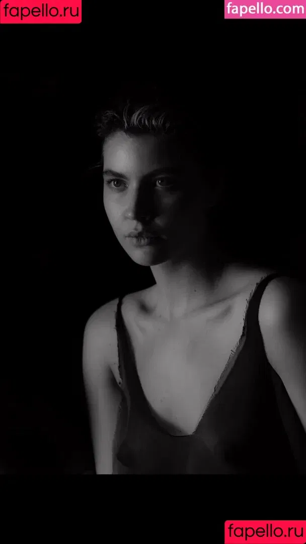 Alanis Guillen / alanissguillen Onlyfans Photo Gallery 