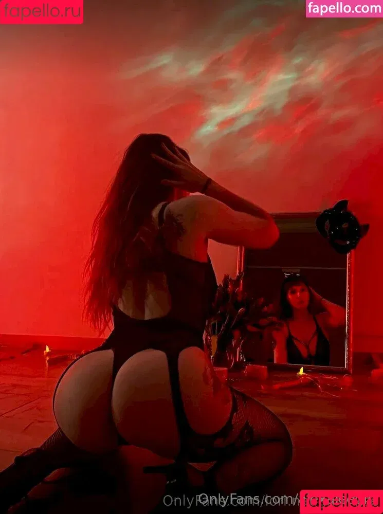 alexaleegirl / mrsalexalemieux Onlyfans Photo Gallery 