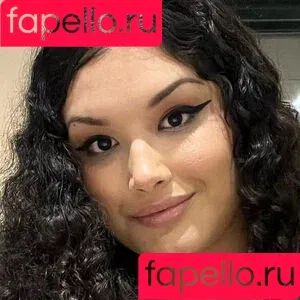 Mia Lombardi / mia_lombardii / mialombardi / mialombardiiii Onlyfans Photo Gallery 