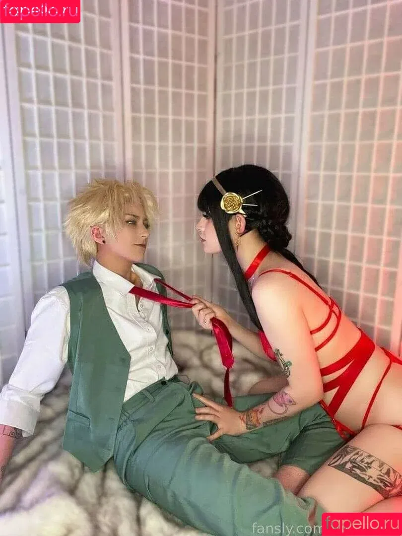 f.ukuro / fukurocos Onlyfans Photo Gallery 